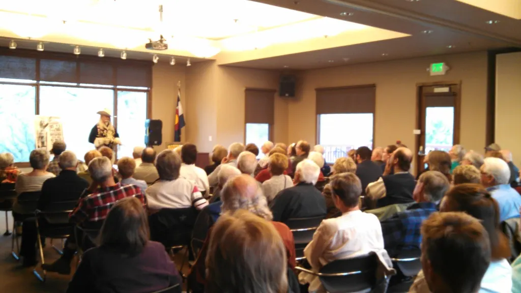Buffalo Bill impersonator Gunny Jeff Norman telling tales in his Buffalo Bill Experience show