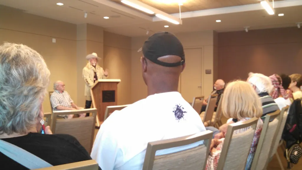 The Buffalo Bill Experience squeezing an hour-long play into a five-minute presentation at the History Colorado museum